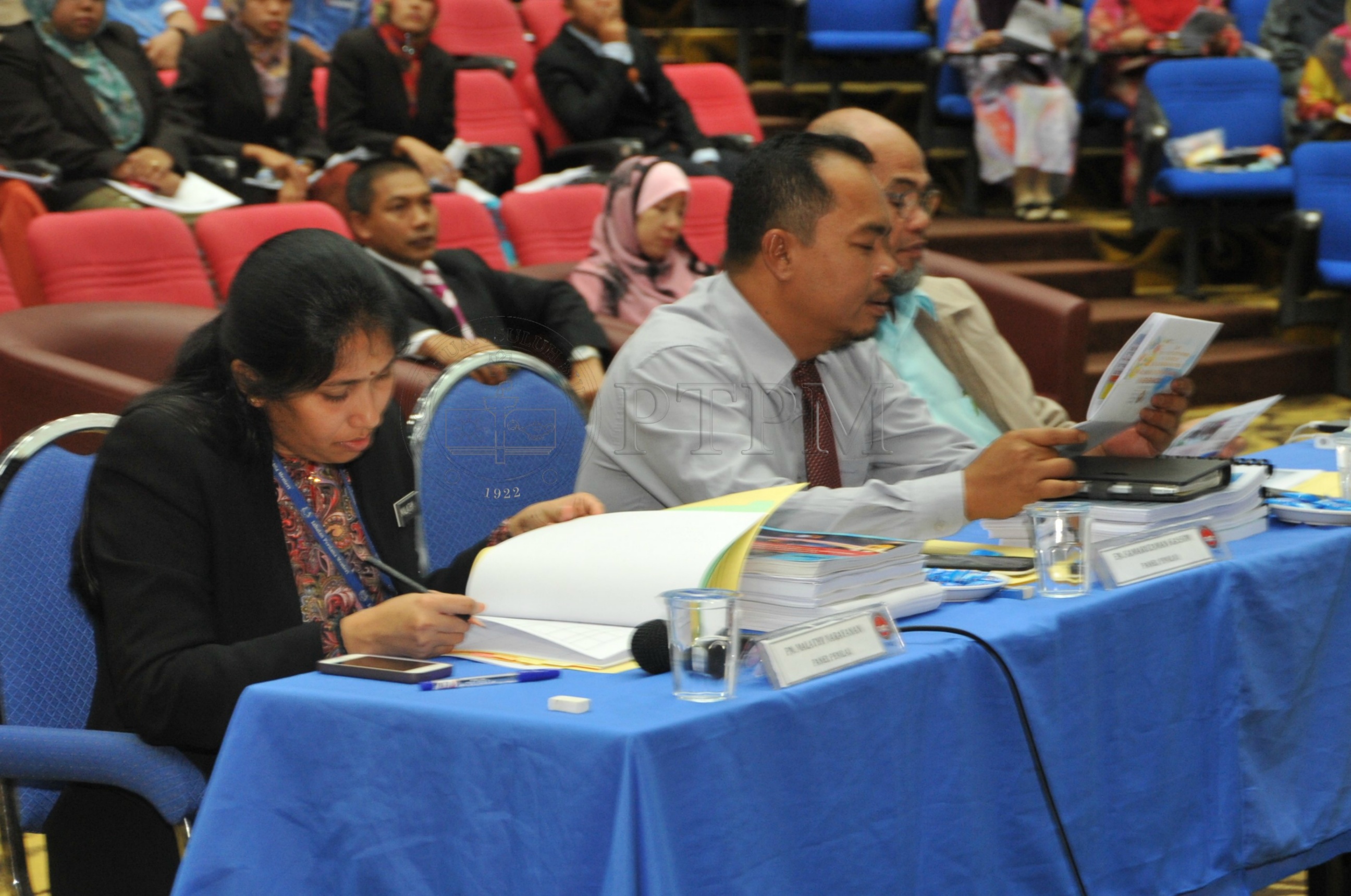 PRO 14 126 KIKPRO 2223